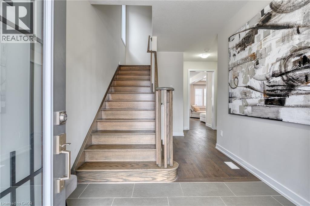 47 Sundin Drive, Haldimand County, Ontario  N3W 0H3 - Photo 3 - 40809478