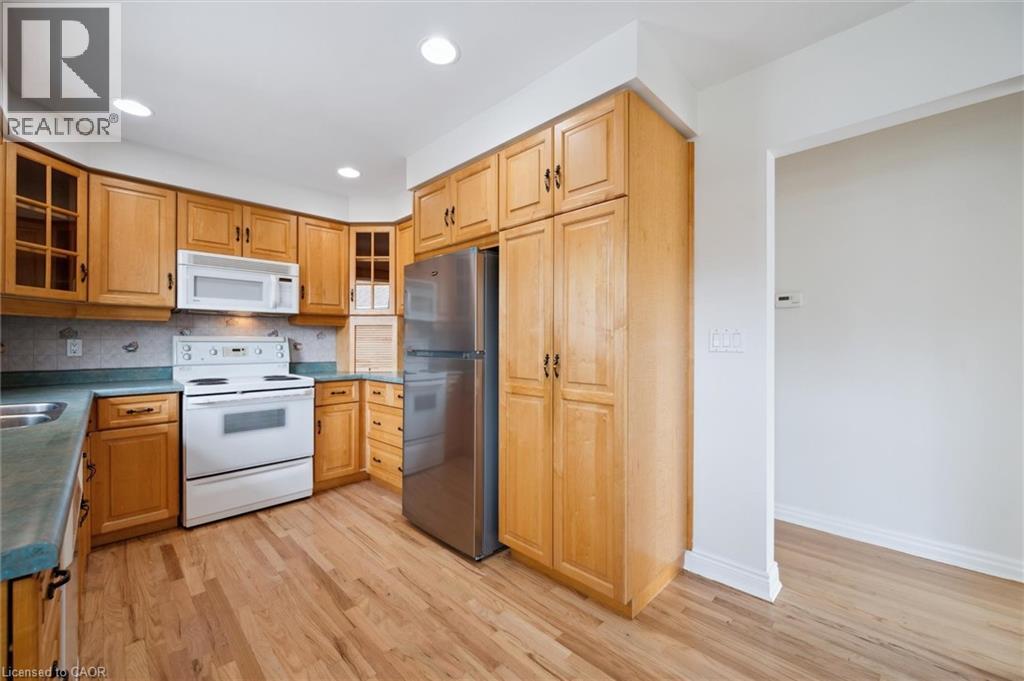 2237 Joyce Street, Burlington, Ontario  L7R 2B6 - Photo 12 - 40779374