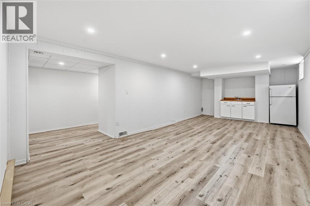 2237 Joyce Street, Burlington, Ontario  L7R 2B6 - Photo 26 - 40779374