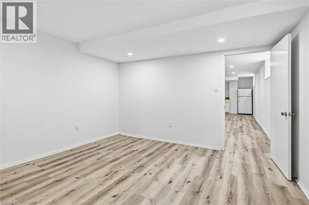 2237 Joyce Street, Burlington, Ontario  L7R 2B6 - Photo 28 - 40779374