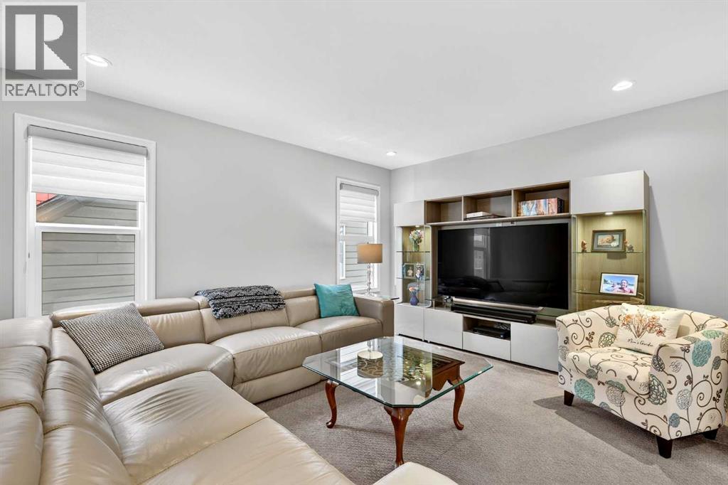 142 Masters Common Se, Calgary, Alberta  T3M 2N4 - Photo 24 - A2289409