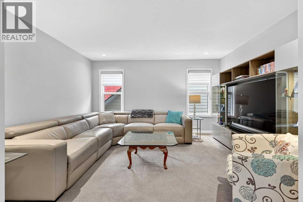 142 Masters Common Se, Calgary, Alberta  T3M 2N4 - Photo 22 - A2289409