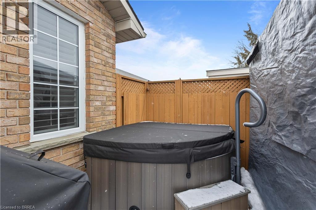 12 Falls Crescent, Simcoe, Ontario  N3Y 5K5 - Photo 41 - 40806919