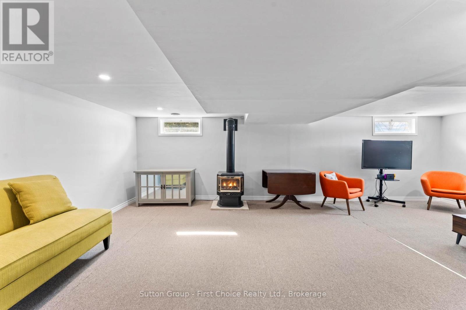 52 Water Street, Huron East, Ontario  N0K 1G0 - Photo 30 - X12843156