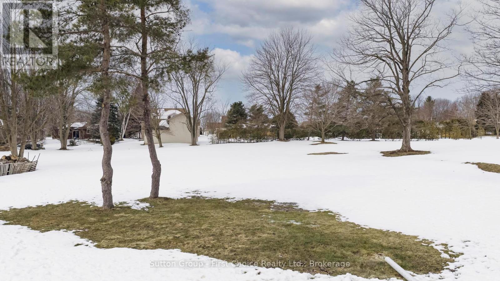 52 Water Street, Huron East, Ontario  N0K 1G0 - Photo 7 - X12843156