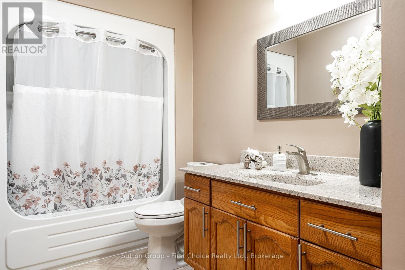 60 Bell Court, Stratford, Ontario  N5A 7W8 - Photo 18 - X12843354