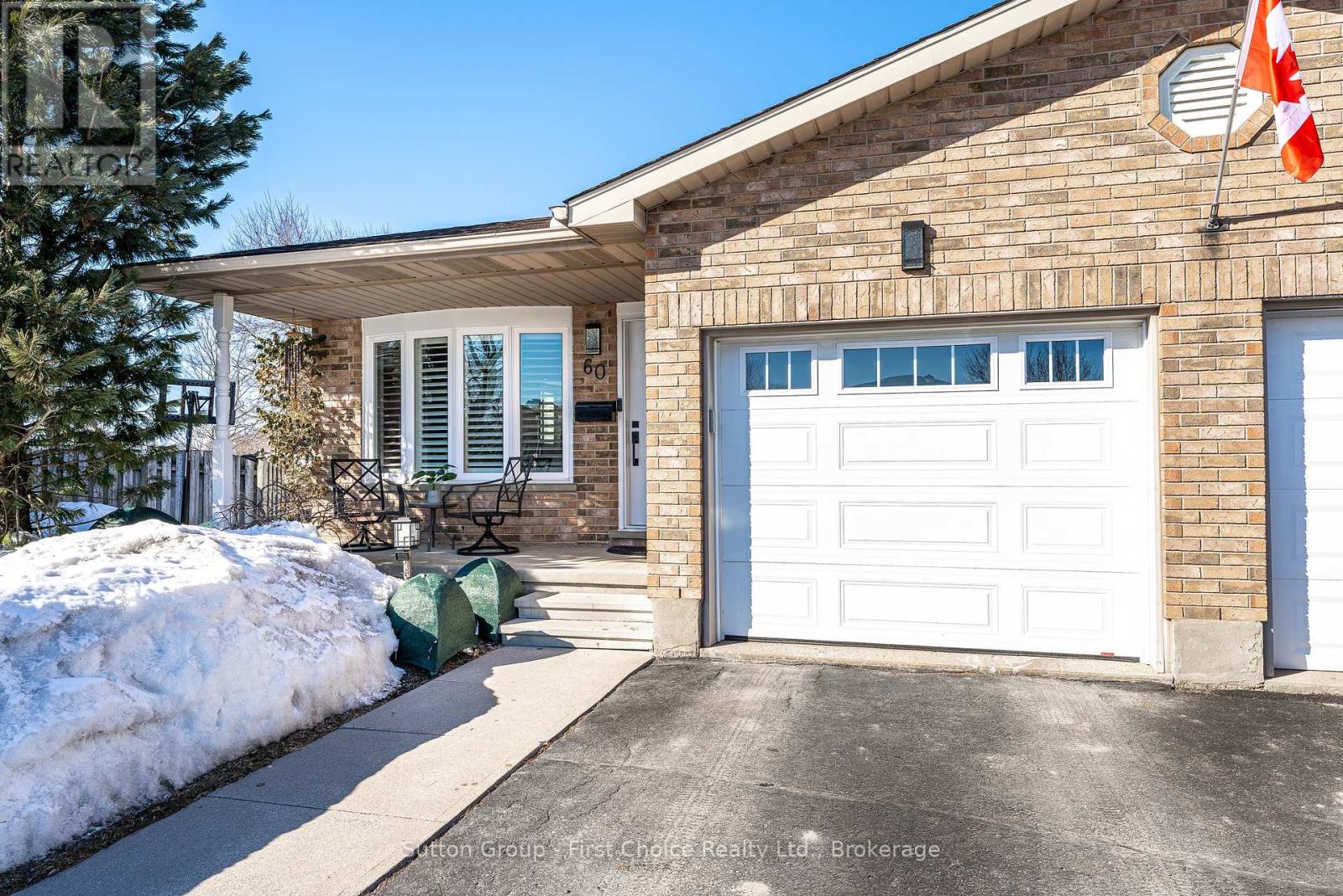 60 Bell Court, Stratford, Ontario  N5A 7W8 - Photo 2 - X12843354