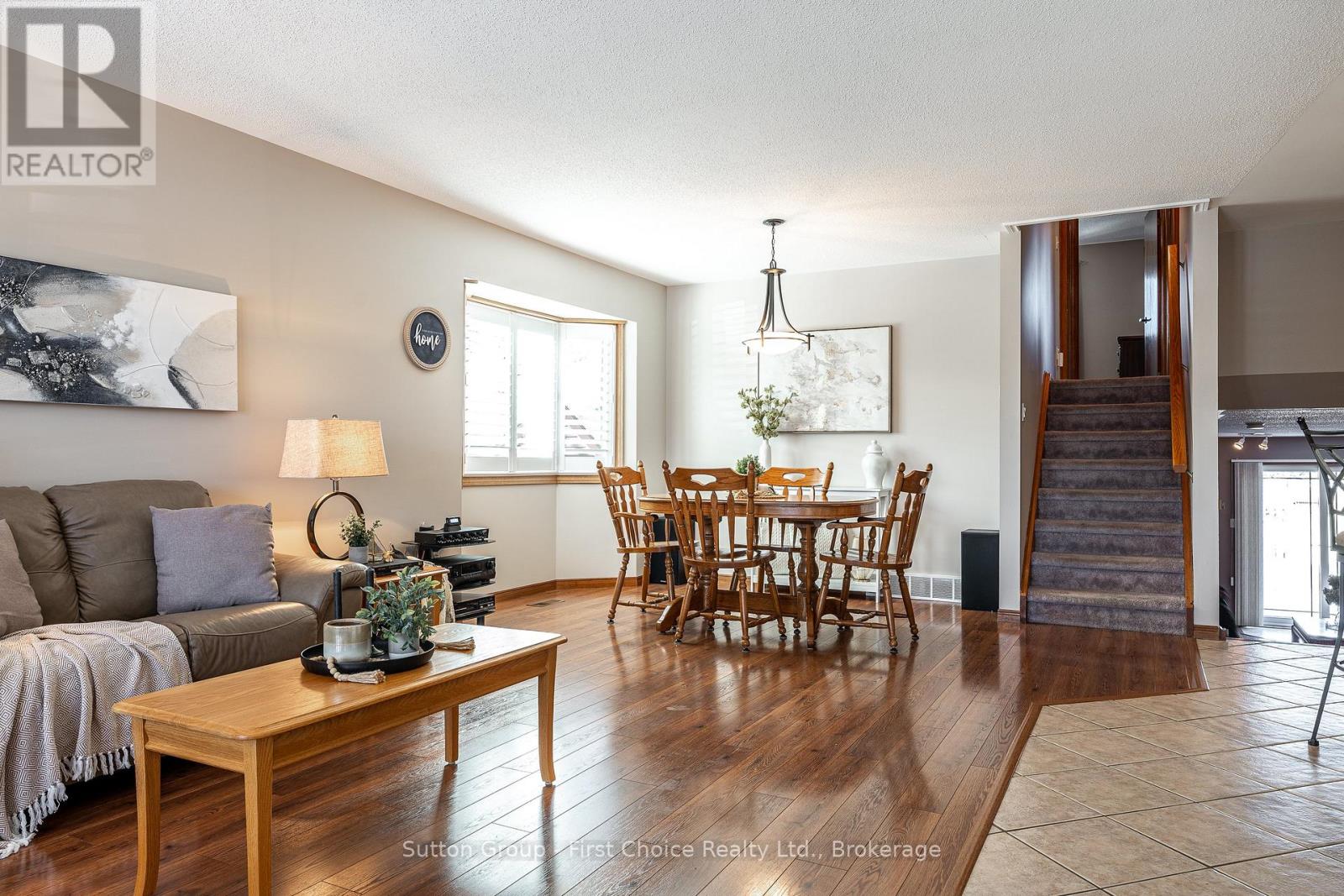 60 Bell Court, Stratford, Ontario  N5A 7W8 - Photo 5 - X12843354