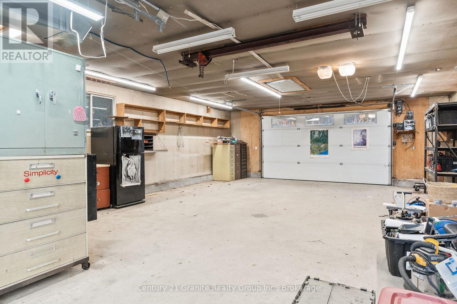 1526 Curry Road, Dysart Et Al, Ontario  K0M 2K0 - Photo 30 - X12843408