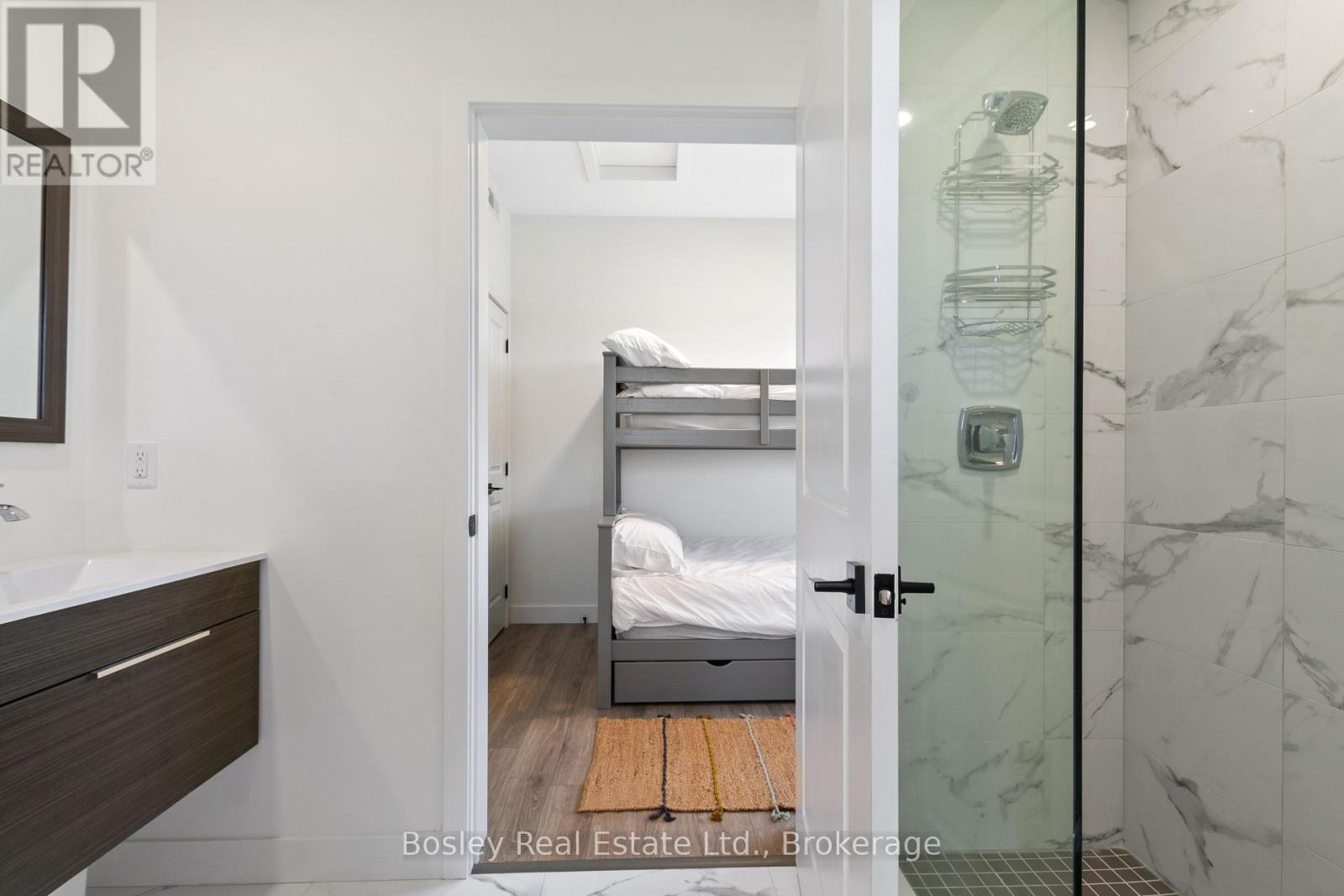 307 - 12 Beausoleil Lane, Blue Mountains, Ontario  L9Y 2X5 - Photo 9 - X12843436