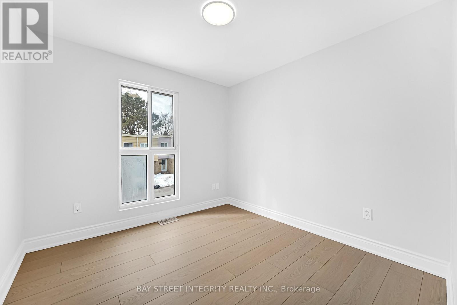 41 Elsa Vine Way, Toronto, Ontario  M2J 4H8 - Photo 30 - C12843180