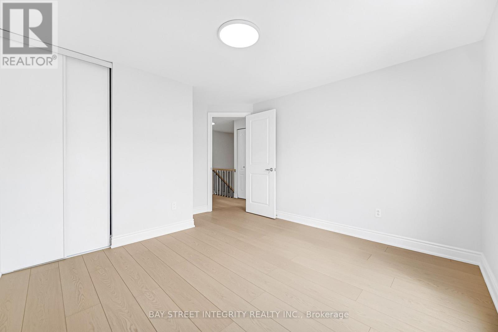 41 Elsa Vine Way, Toronto, Ontario  M2J 4H8 - Photo 34 - C12843180