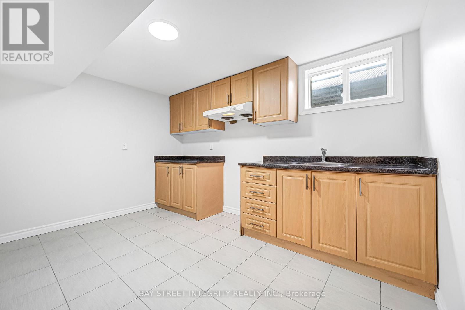 41 Elsa Vine Way, Toronto, Ontario  M2J 4H8 - Photo 41 - C12843180