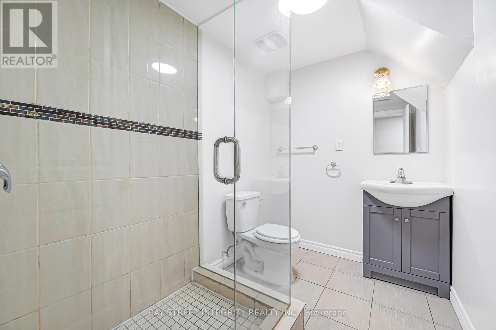 41 Elsa Vine Way, Toronto, Ontario  M2J 4H8 - Photo 45 - C12843180