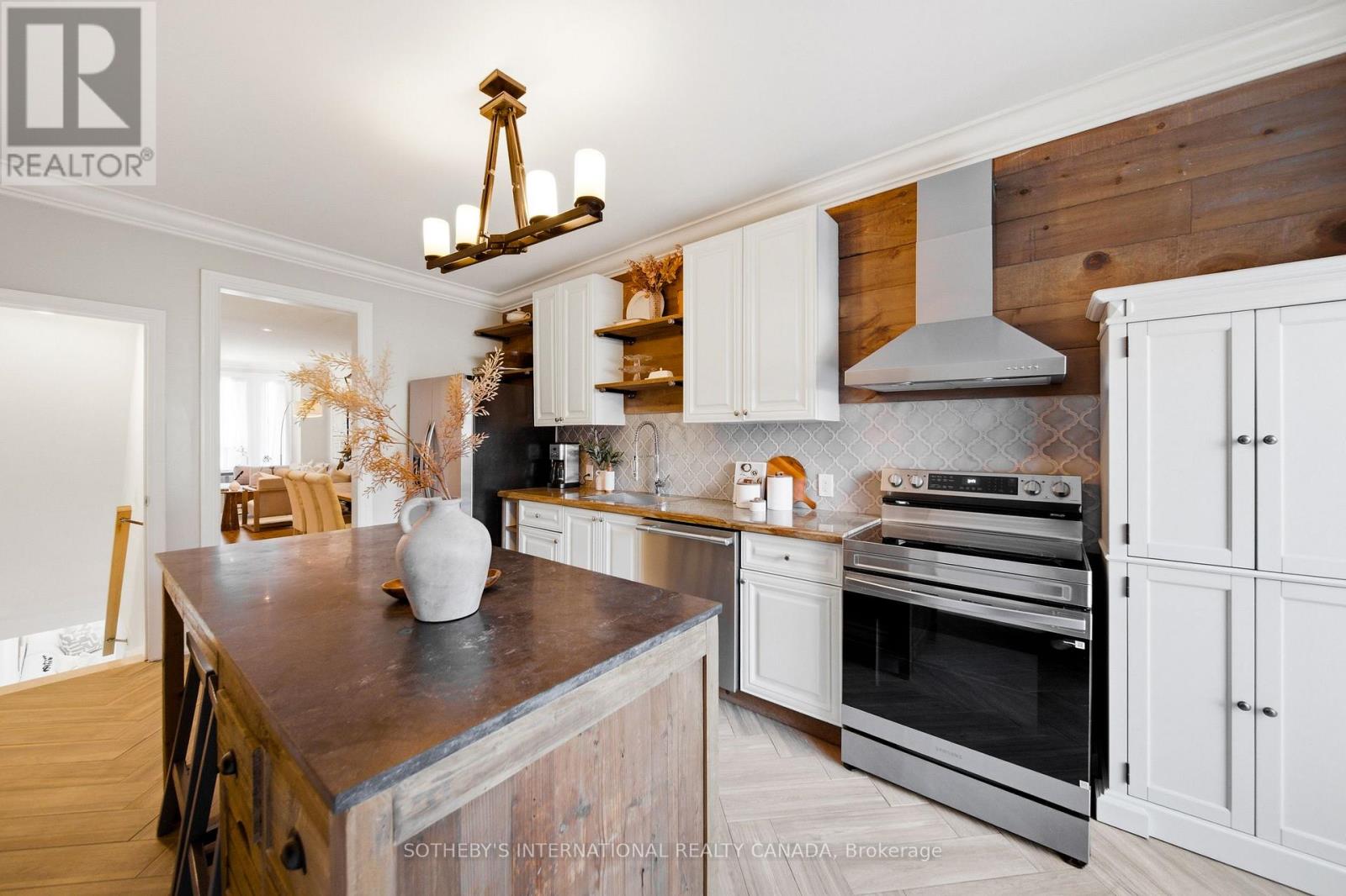 12 Atkins Avenue, Toronto, Ontario  M6K 1W1 - Photo 16 - C12843278