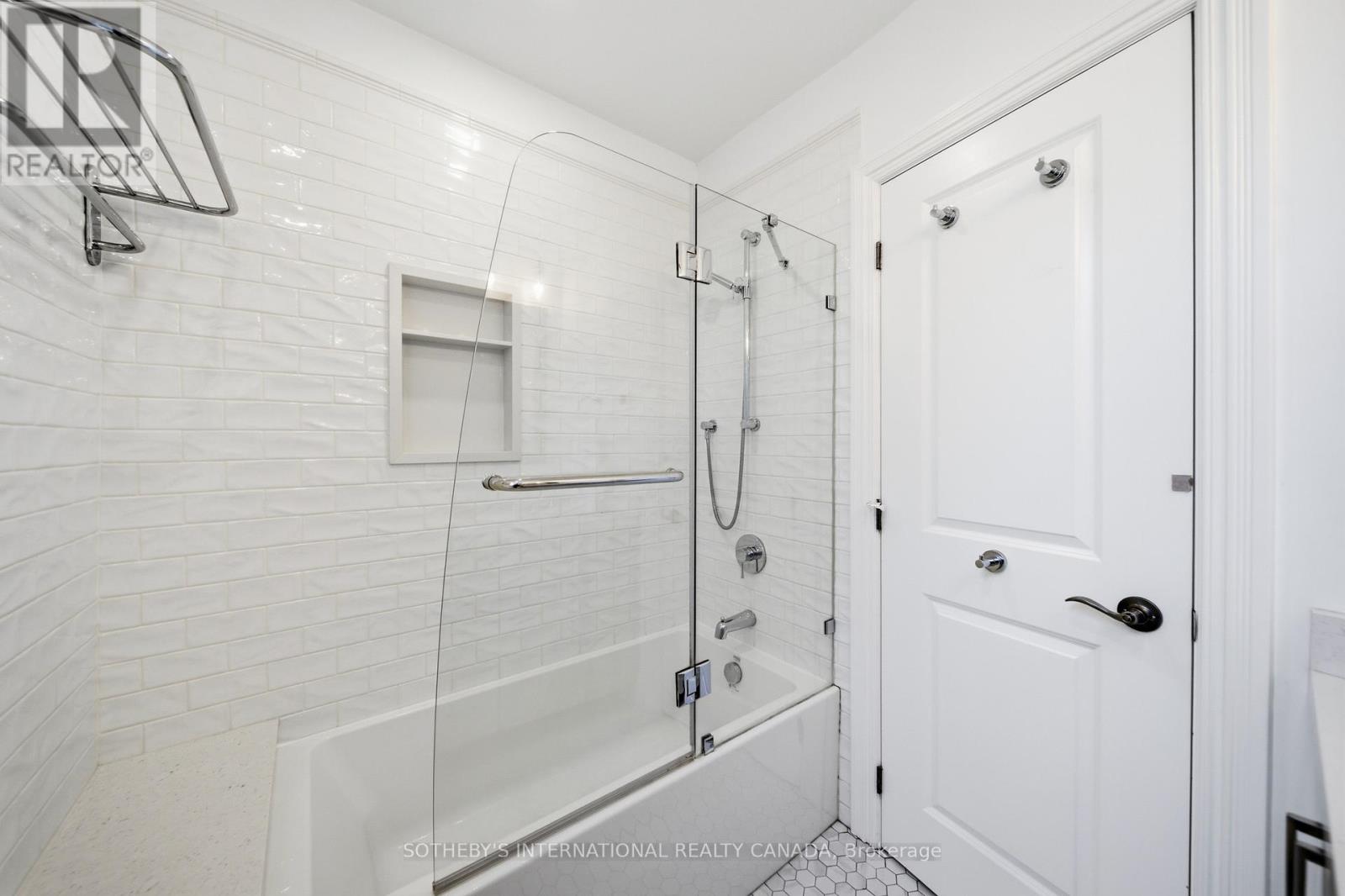 12 Atkins Avenue, Toronto, Ontario  M6K 1W1 - Photo 28 - C12843278