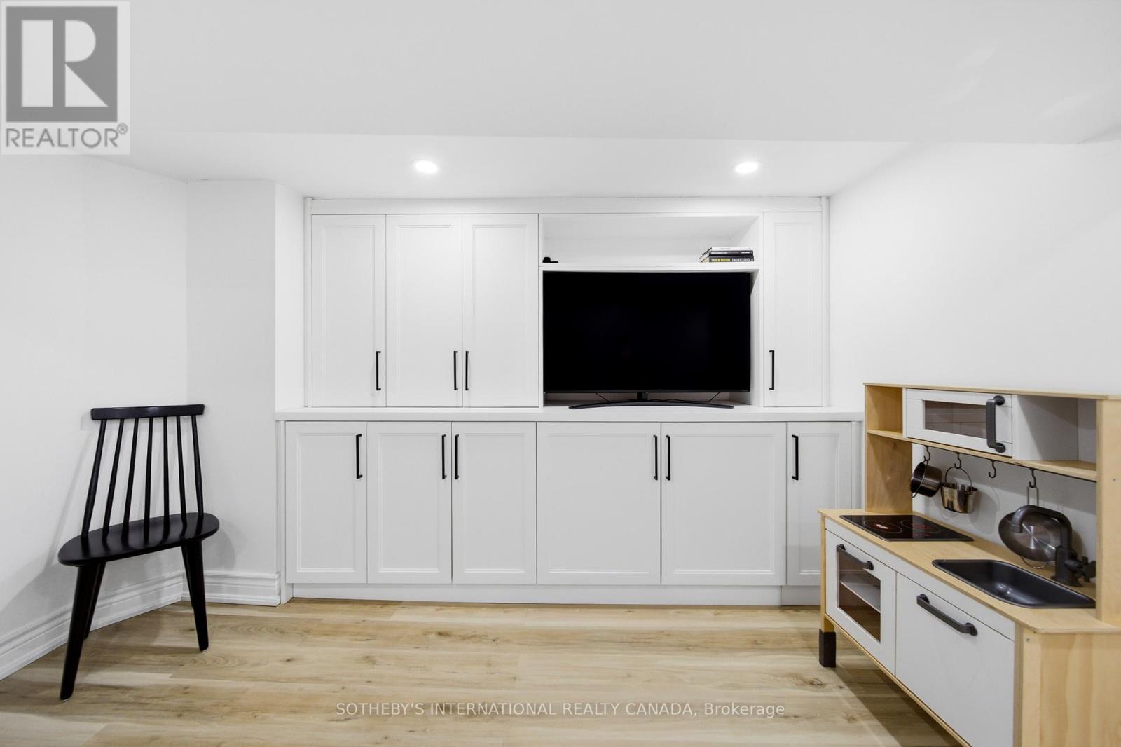 12 Atkins Avenue, Toronto, Ontario  M6K 1W1 - Photo 30 - C12843278