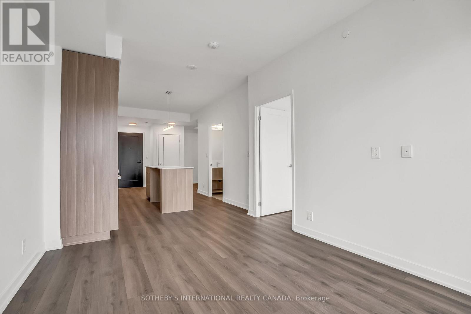 1407 - 88 Bathurst Street, Toronto, Ontario  M5V 0W8 - Photo 10 - C12843290