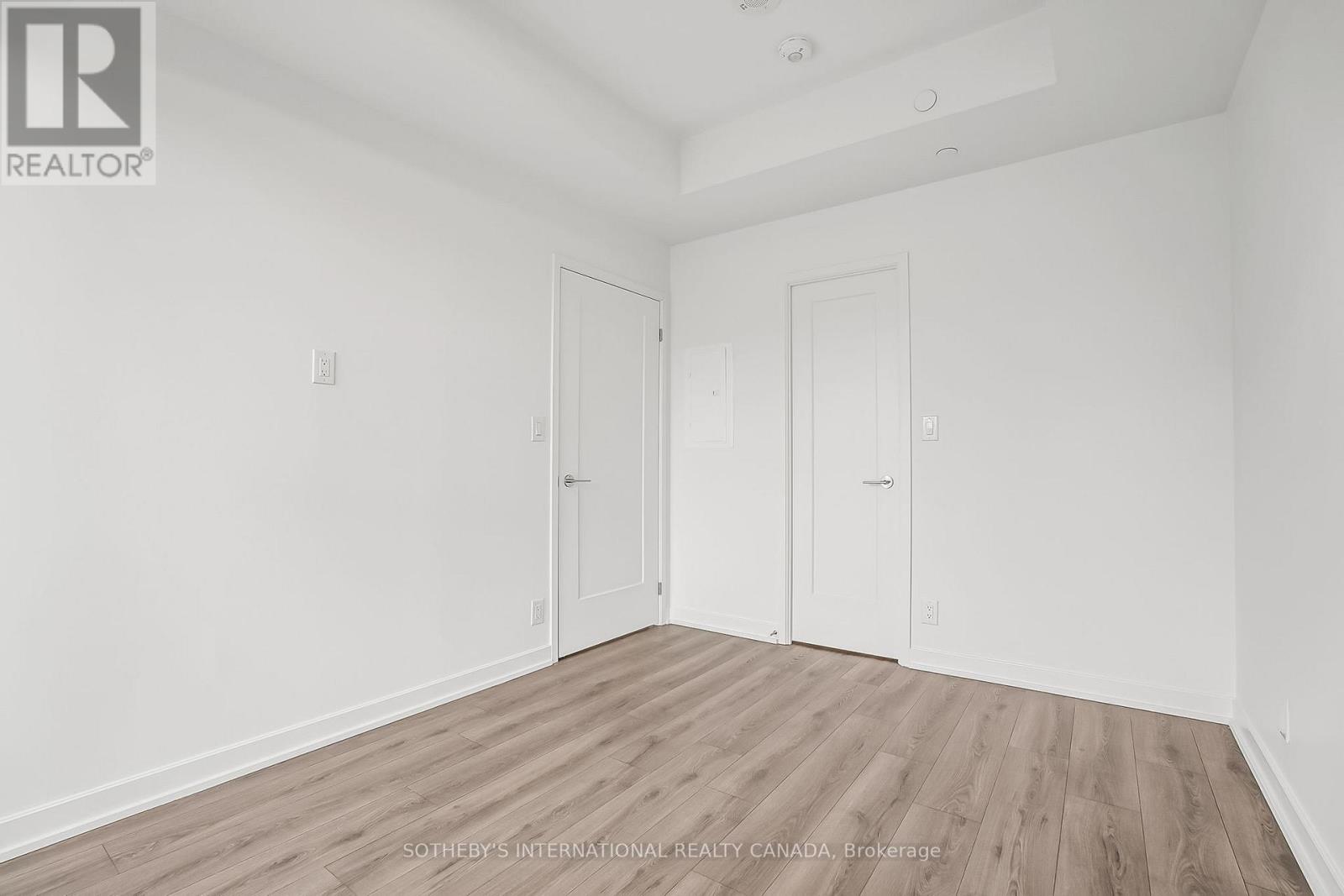 1407 - 88 Bathurst Street, Toronto, Ontario  M5V 0W8 - Photo 15 - C12843290