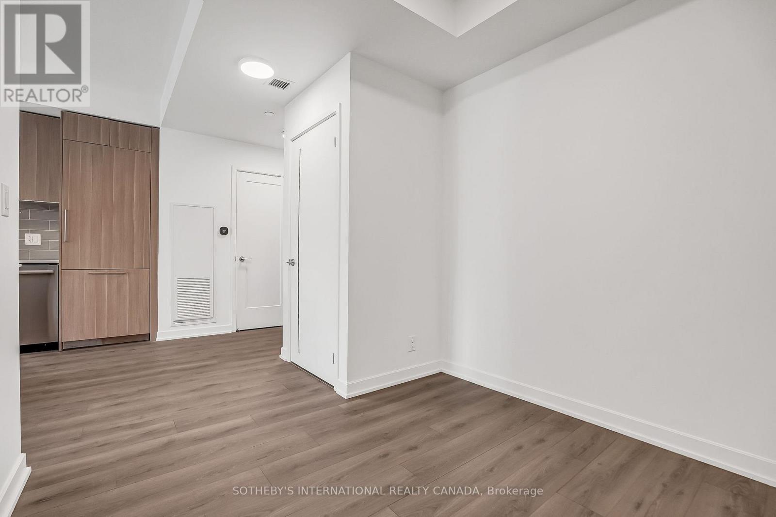 1407 - 88 Bathurst Street, Toronto, Ontario  M5V 0W8 - Photo 19 - C12843290