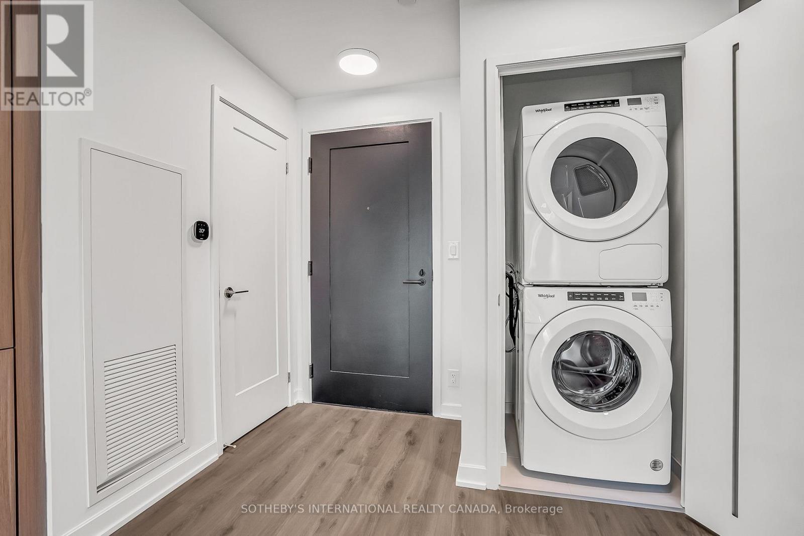 1407 - 88 Bathurst Street, Toronto, Ontario  M5V 0W8 - Photo 20 - C12843290