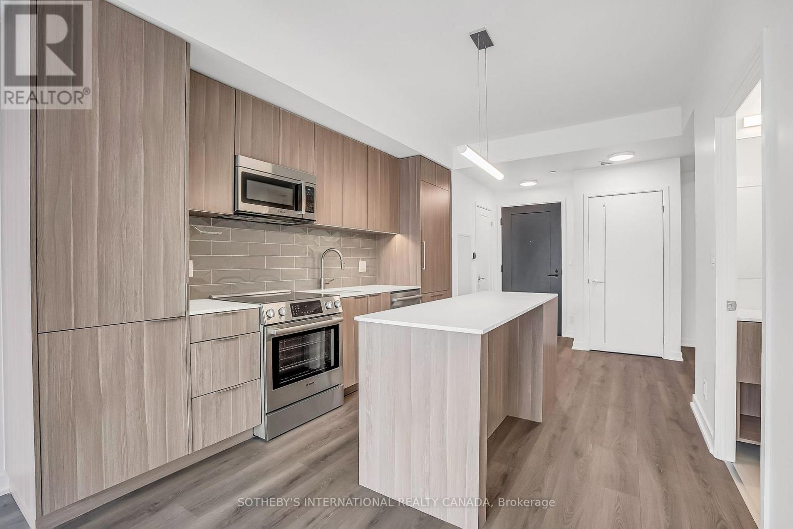 1407 - 88 Bathurst Street, Toronto, Ontario  M5V 0W8 - Photo 3 - C12843290