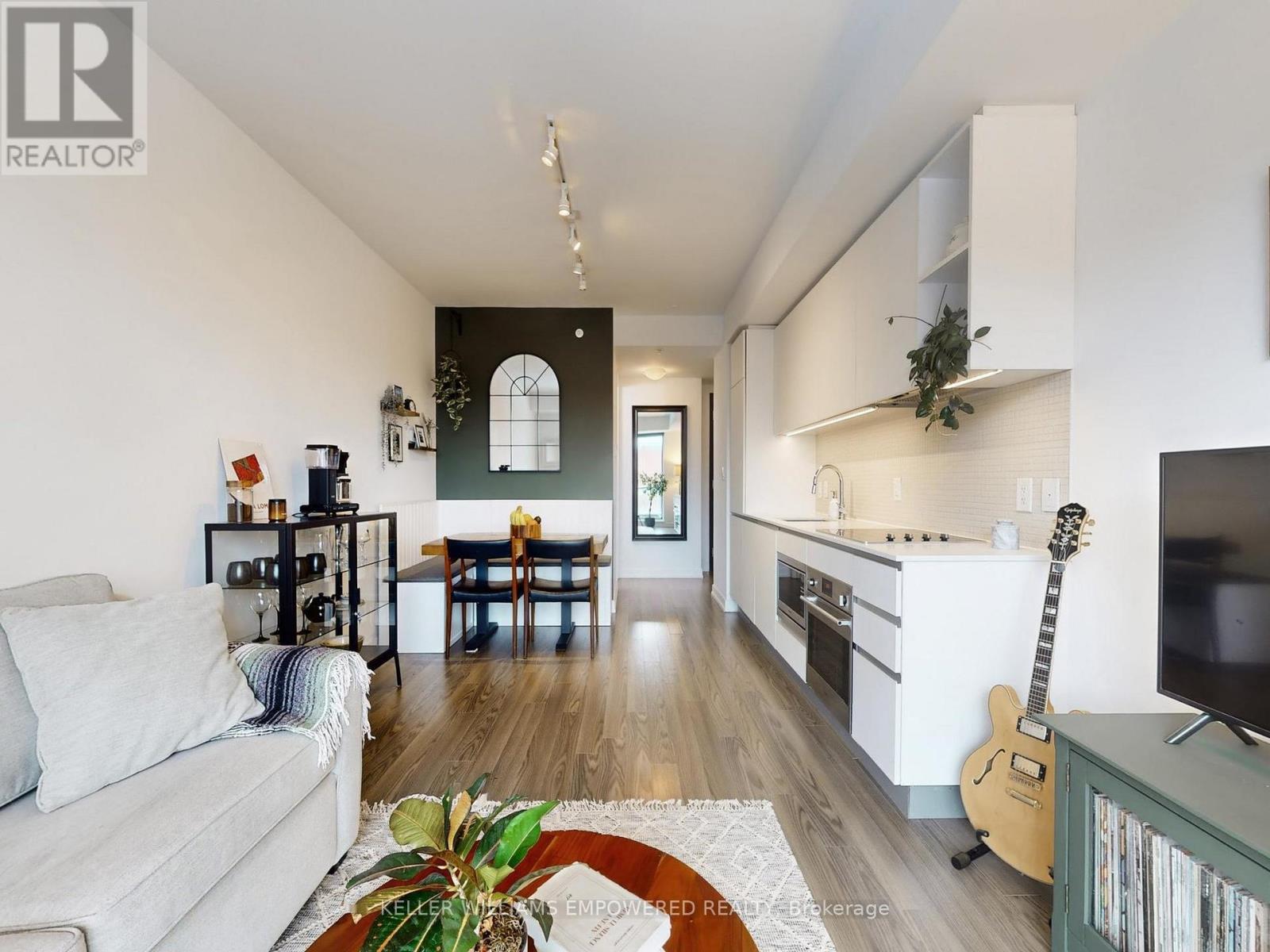 307 - 377 Madison Avenue, Toronto, Ontario  M4V 3E1 - Photo 12 - C12843304