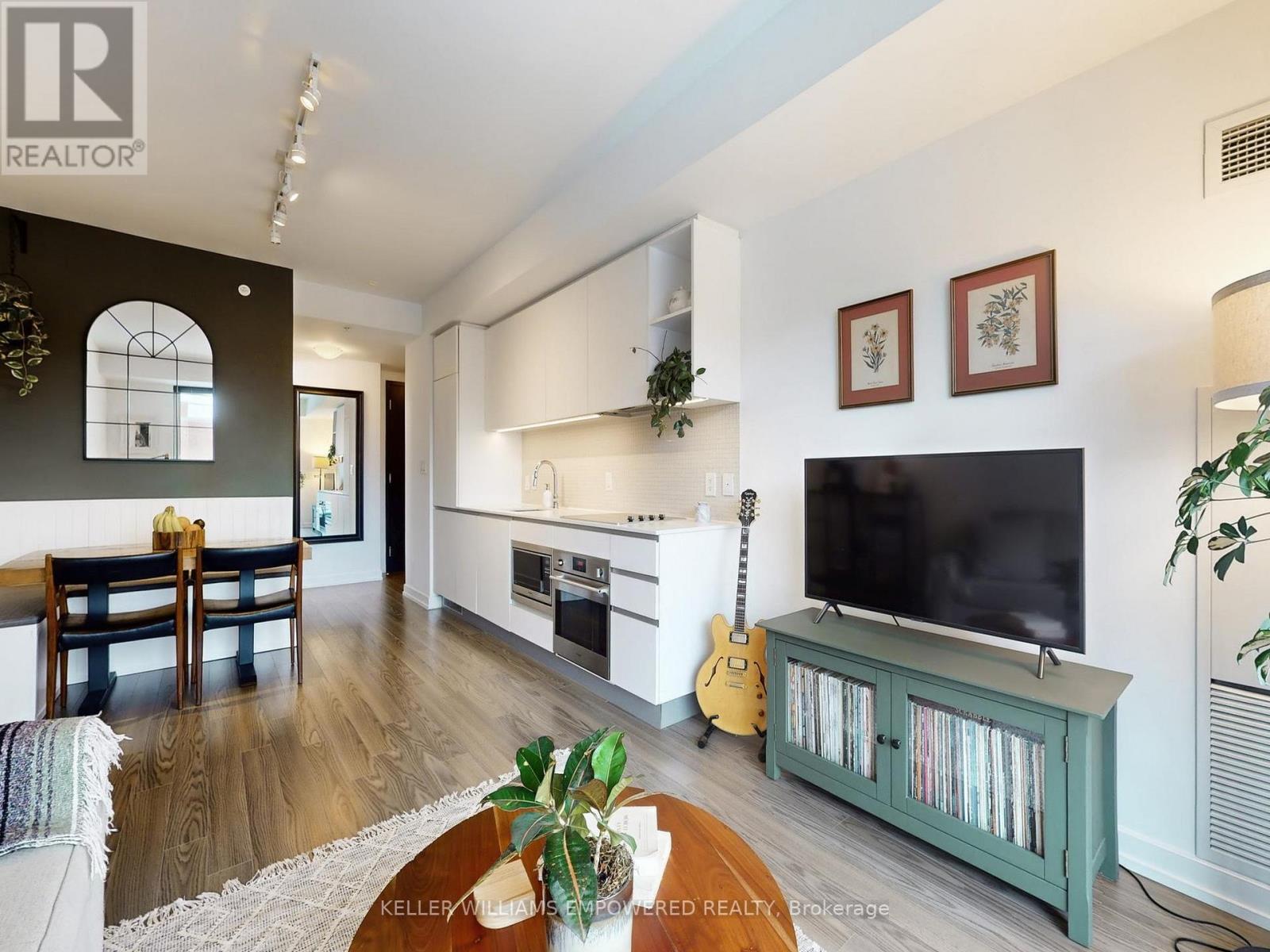 307 - 377 Madison Avenue, Toronto, Ontario  M4V 3E1 - Photo 13 - C12843304