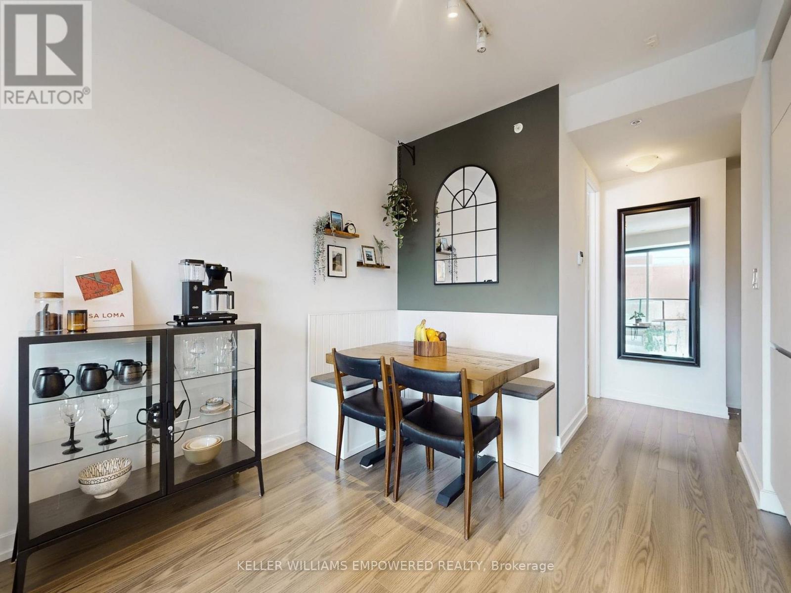 307 - 377 Madison Avenue, Toronto, Ontario  M4V 3E1 - Photo 16 - C12843304