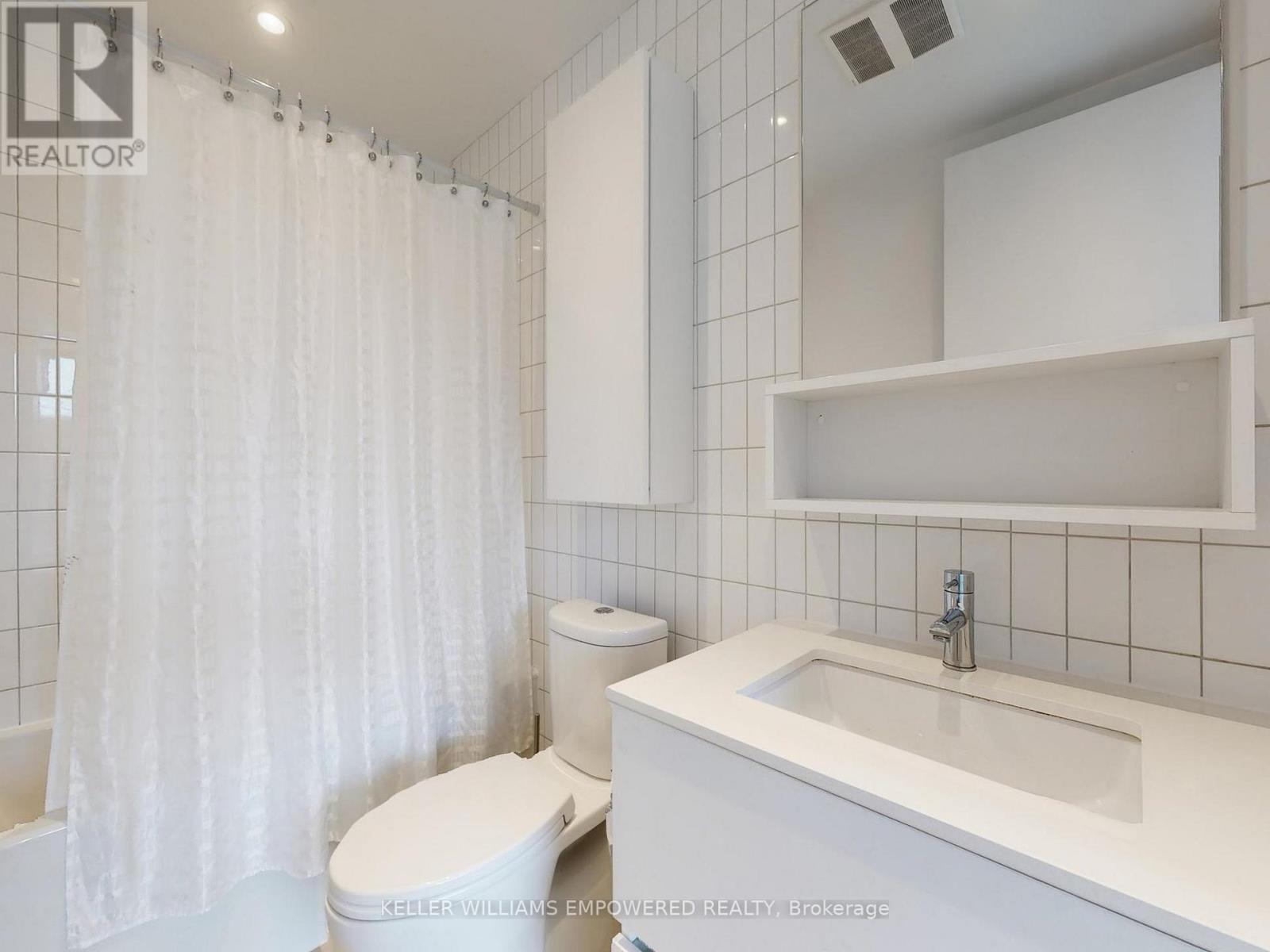 307 - 377 Madison Avenue, Toronto, Ontario  M4V 3E1 - Photo 24 - C12843304