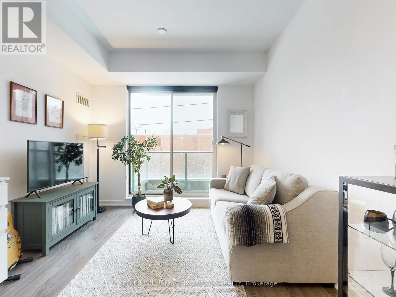 307 - 377 Madison Avenue, Toronto, Ontario  M4V 3E1 - Photo 7 - C12843304