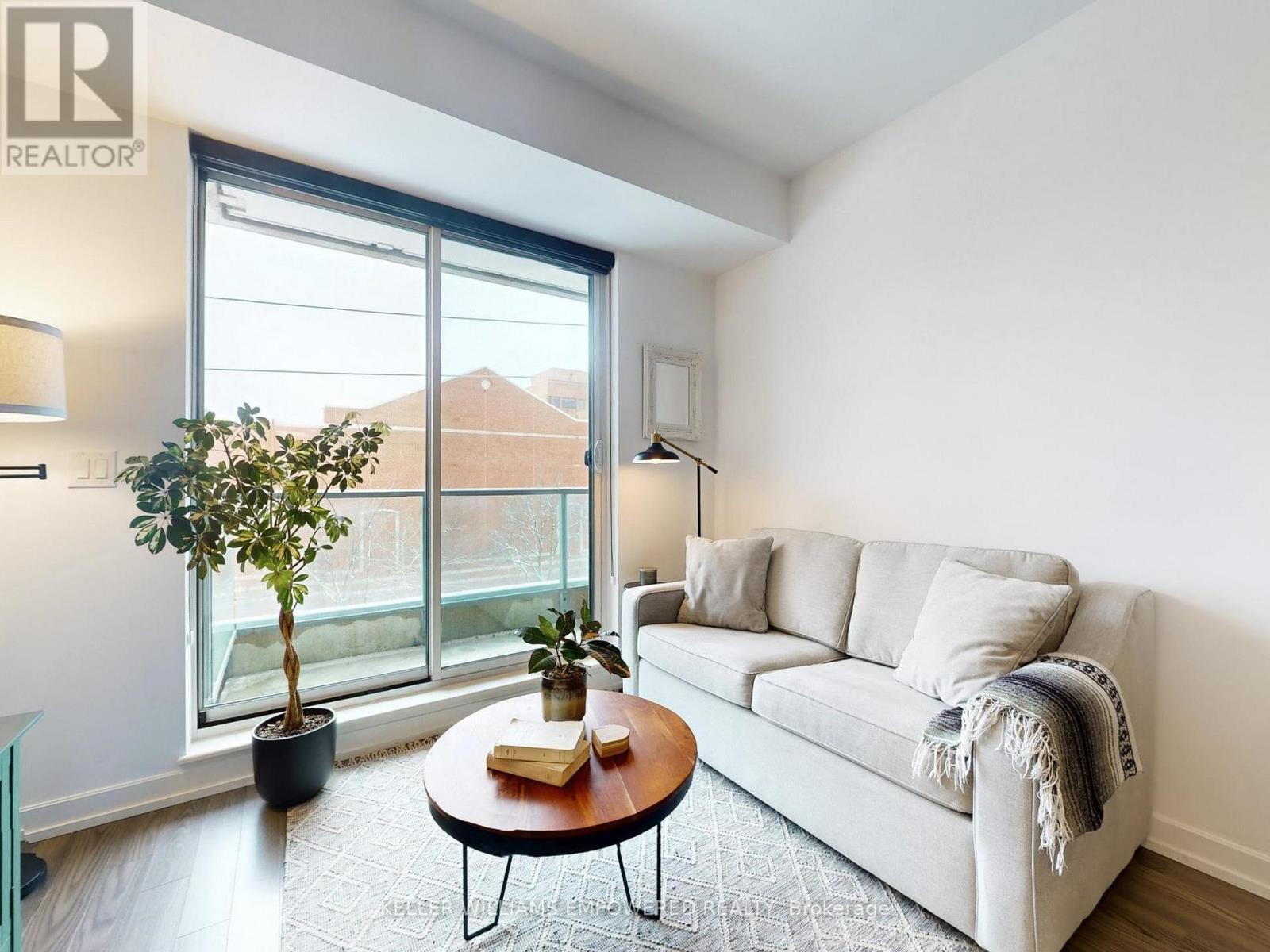 307 - 377 Madison Avenue, Toronto, Ontario  M4V 3E1 - Photo 8 - C12843304