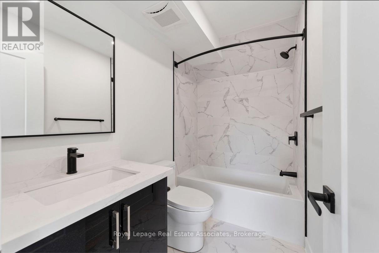 531 Delaware Avenue N, Toronto, Ontario  M6H 2V3 - Photo 27 - C12843388