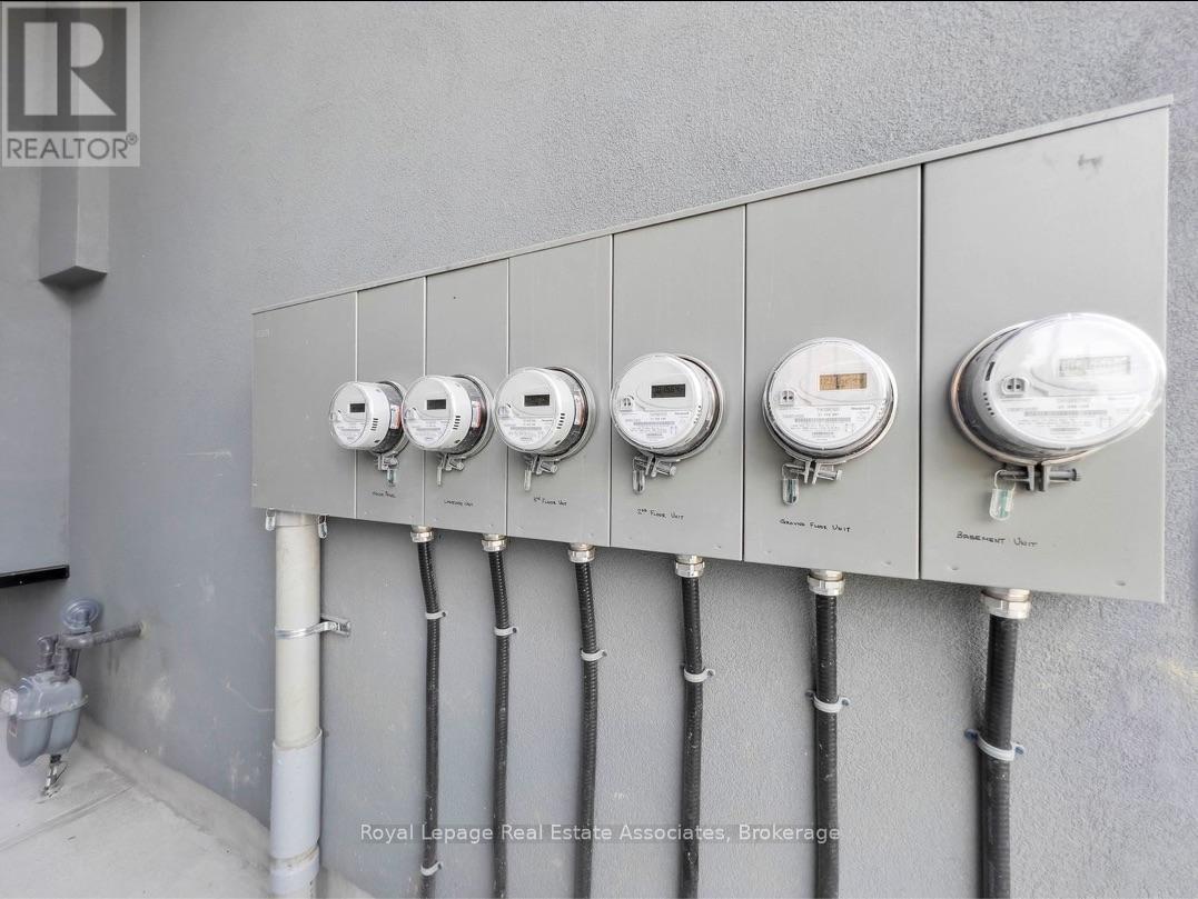 531 Delaware Avenue N, Toronto, Ontario  M6H 2V3 - Photo 28 - C12843388