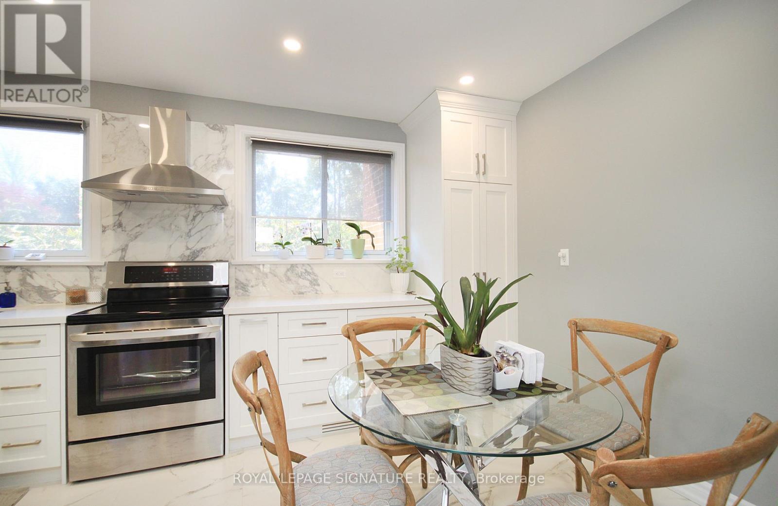 29 Shamokin Drive, Toronto, Ontario  M3A 3H7 - Photo 15 - C12843452