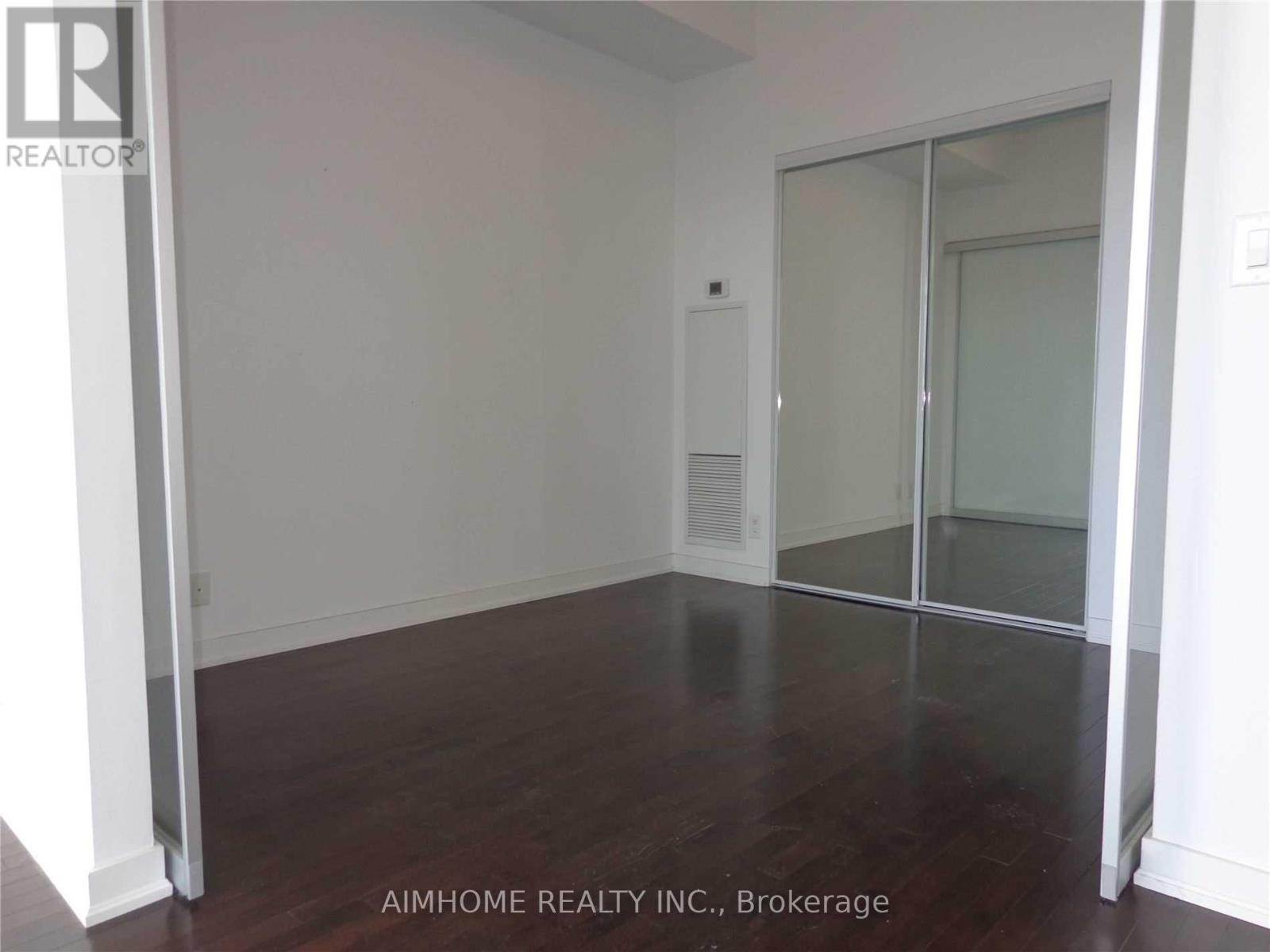 3105 - 12 York Street, Toronto, Ontario  M5J 0A9 - Photo 6 - C12843484