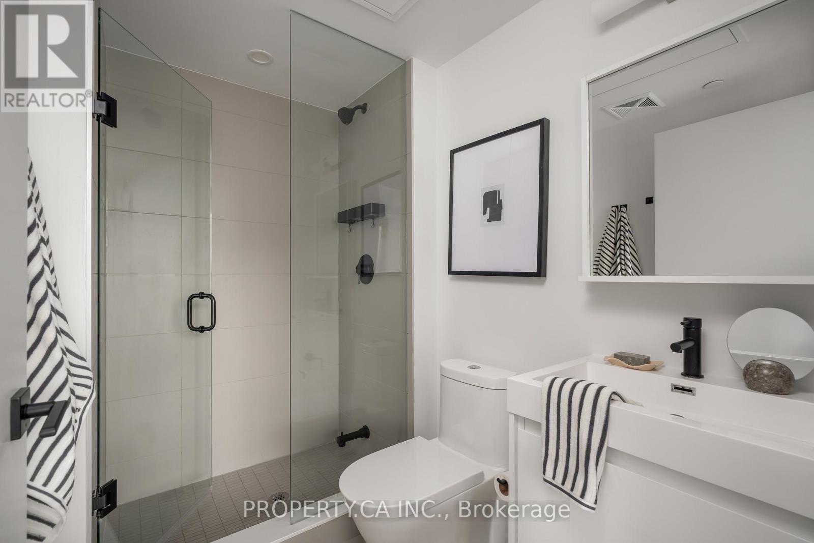 Lph01 - 2 Augusta Avenue, Toronto, Ontario  M5V 0T3 - Photo 24 - C12843486