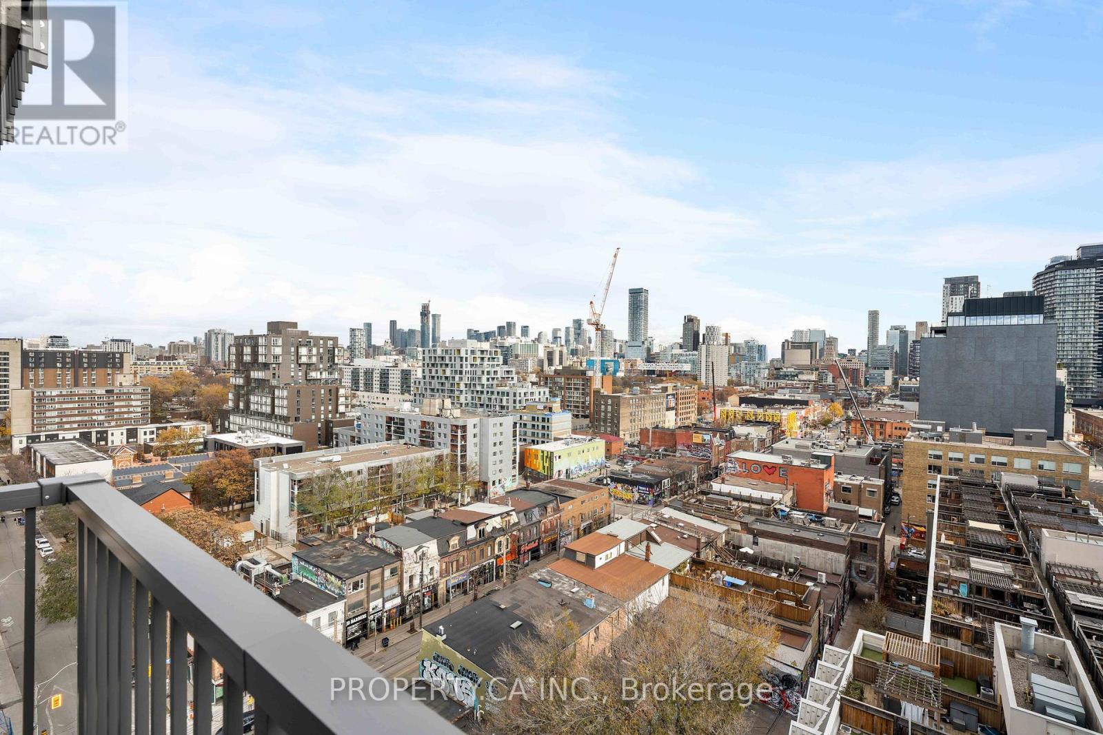 Lph01 - 2 Augusta Avenue, Toronto, Ontario  M5V 0T3 - Photo 31 - C12843486