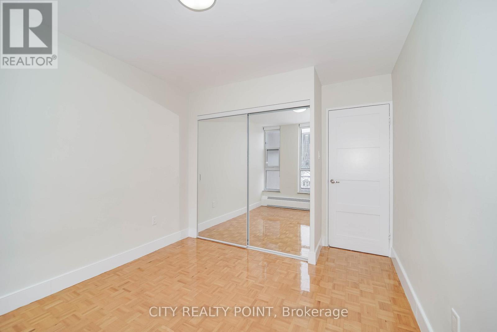 2403 - 666 Spadina Avenue, Toronto (University), Ontario  M5S 2H8 - Photo 13 - C12766532