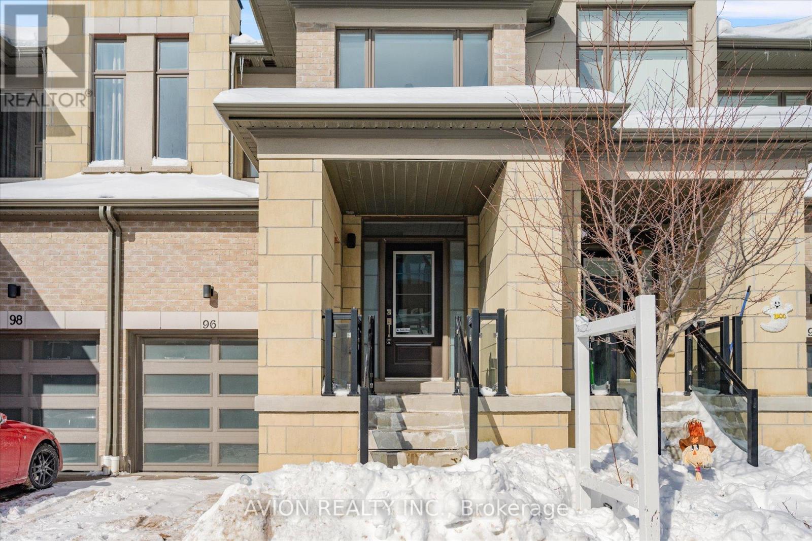 96 Donald Fleming Way N, Whitby, Ontario  L1R 0N8 - Photo 3 - E12843250