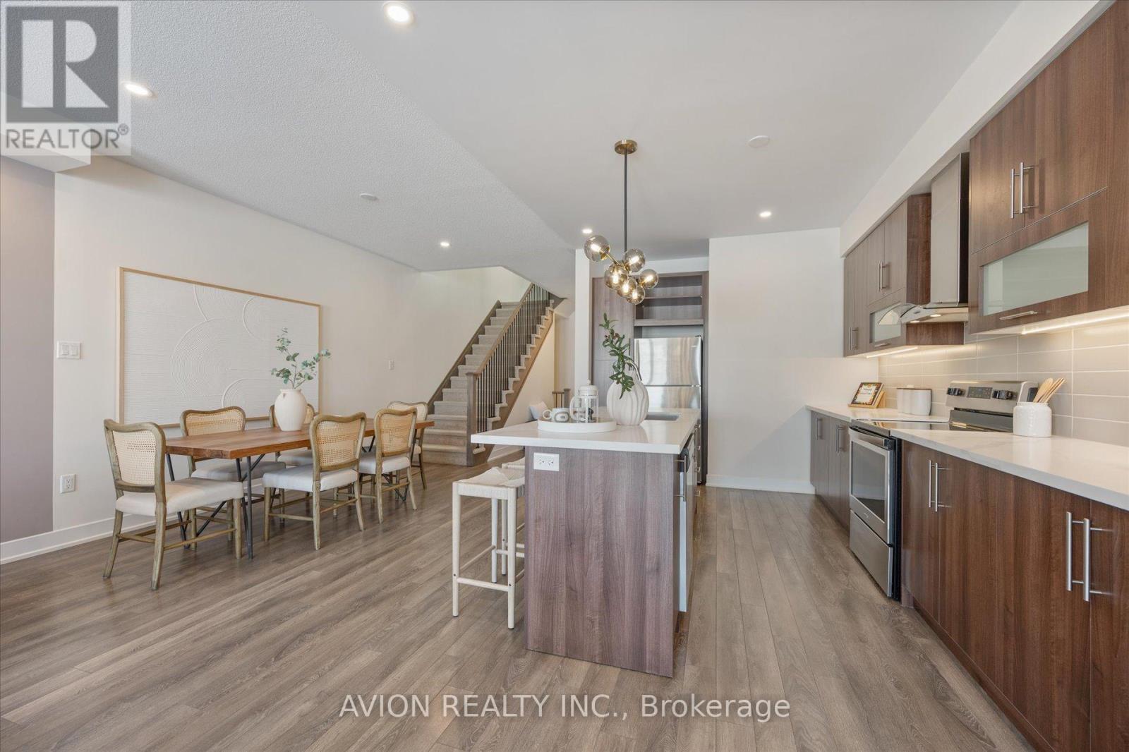 96 Donald Fleming Way N, Whitby, Ontario  L1R 0N8 - Photo 6 - E12843250