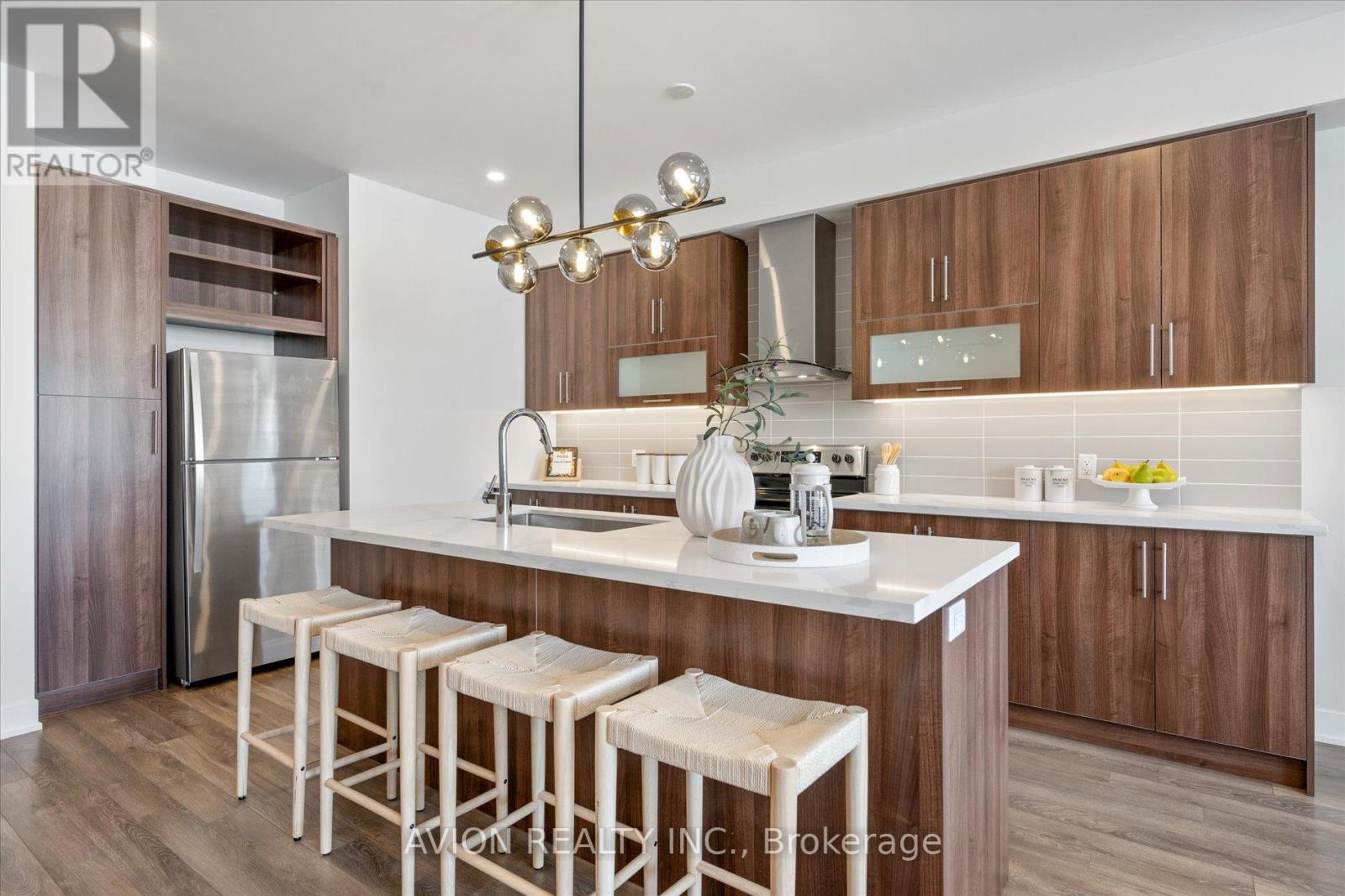 96 Donald Fleming Way N, Whitby, Ontario  L1R 0N8 - Photo 9 - E12843250