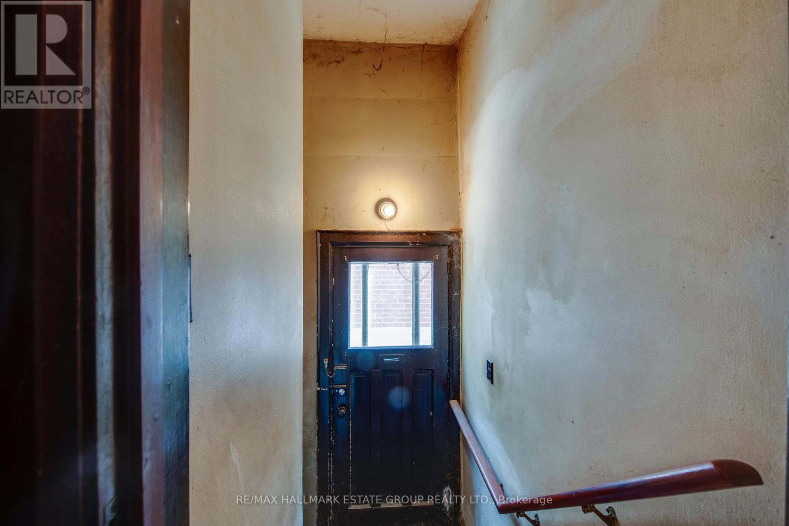 85 Kings Park Boulevard, Toronto, Ontario  M4J 2C2 - Photo 14 - E12843326