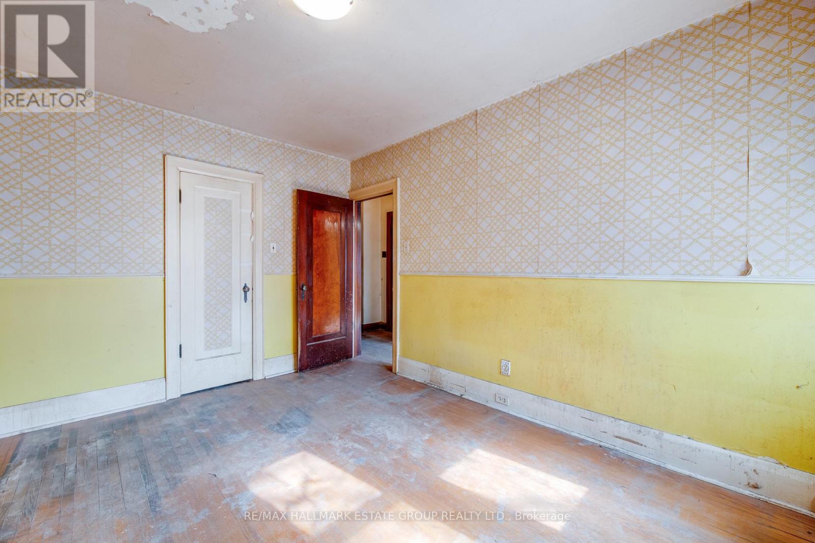 85 Kings Park Boulevard, Toronto, Ontario  M4J 2C2 - Photo 23 - E12843326