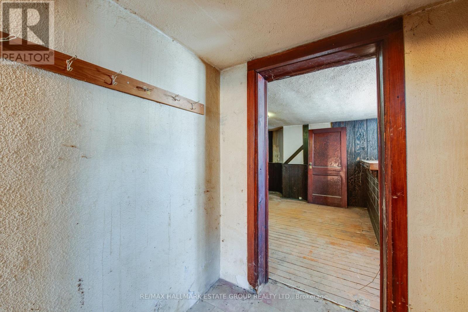 85 Kings Park Boulevard, Toronto, Ontario  M4J 2C2 - Photo 26 - E12843326