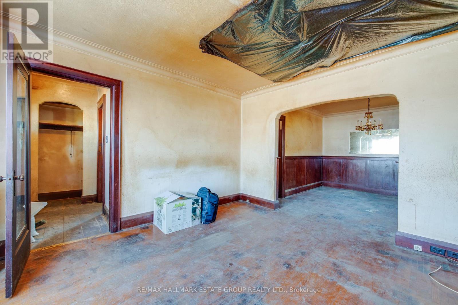 85 Kings Park Boulevard, Toronto, Ontario  M4J 2C2 - Photo 5 - E12843326