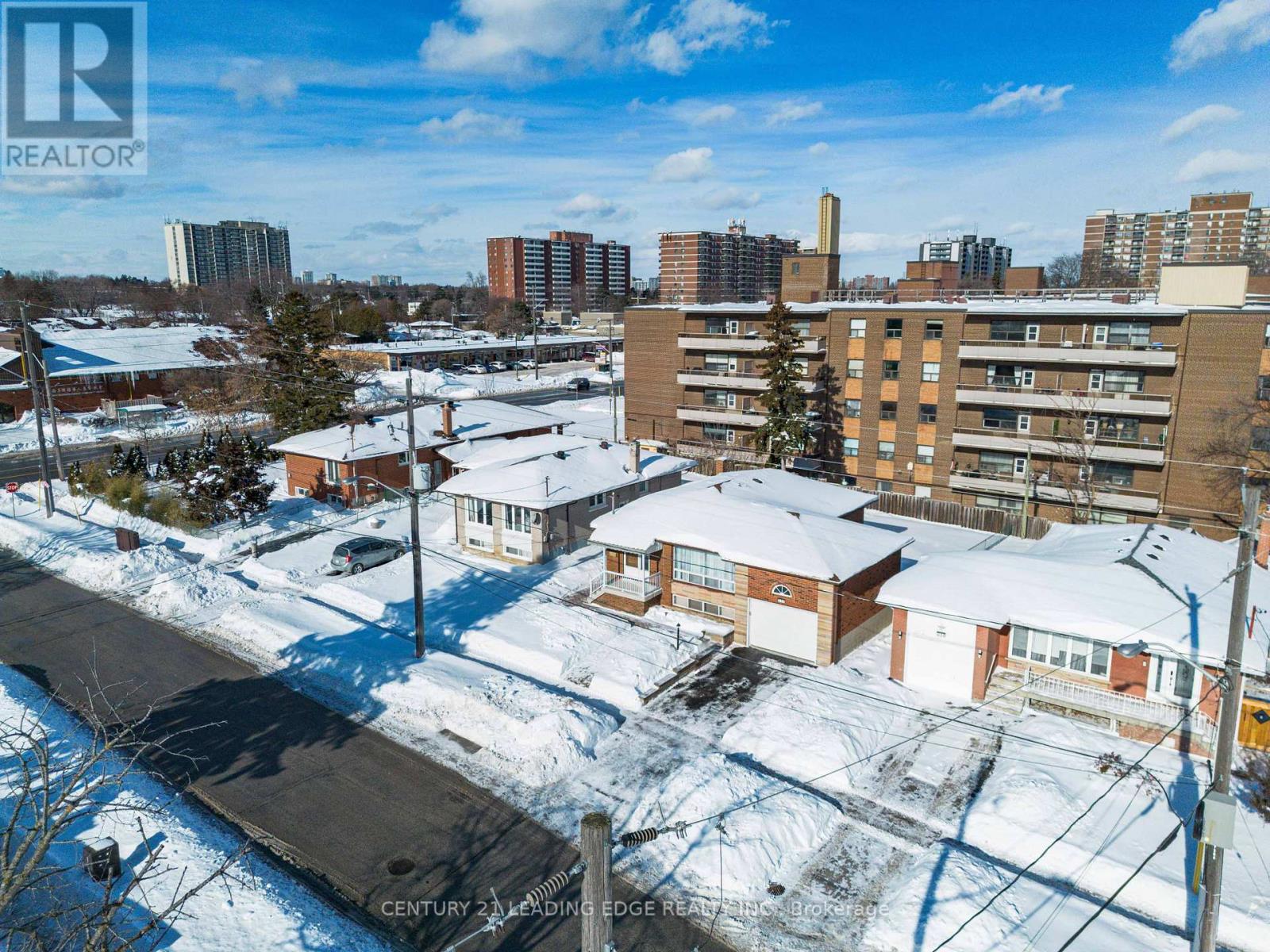 206 CASS AVENUE, Toronto, Ontario