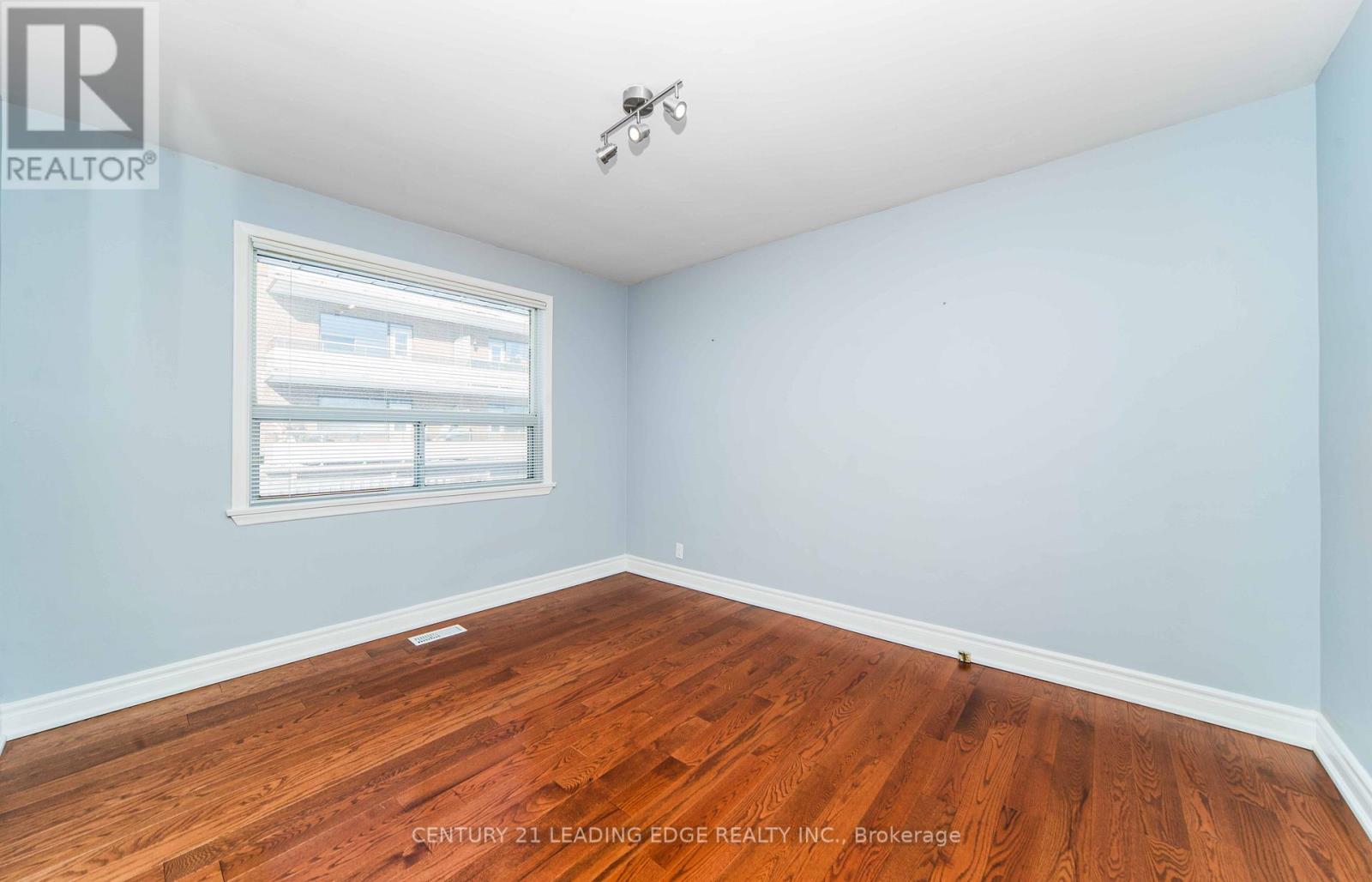 206 Cass Avenue, Toronto, Ontario  M1T 2C2 - Photo 13 - E12843346