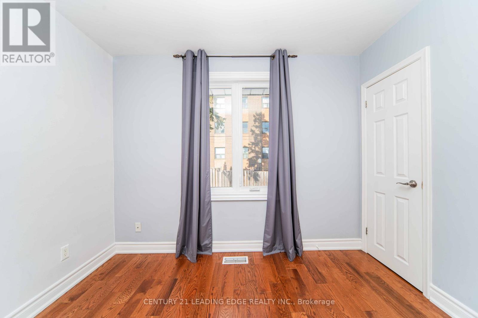 206 Cass Avenue, Toronto, Ontario  M1T 2C2 - Photo 16 - E12843346