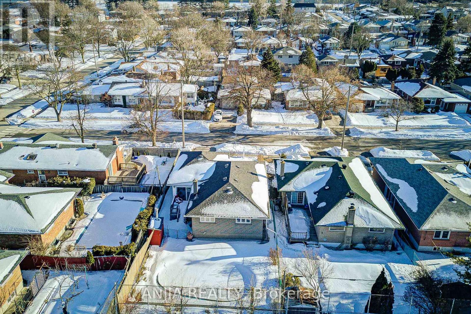 36 Birchard Street, Toronto (Tam O'shanter-Sullivan), Ontario  M1T 1Z2 - Photo 47 - E12843450